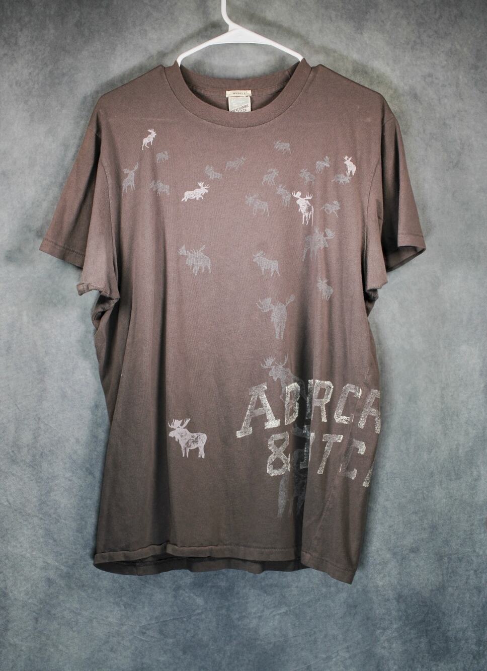 Vintage Abercrombie & Fitch Brown Moose All-Over Print T-Shirt Men XXL 2000s
